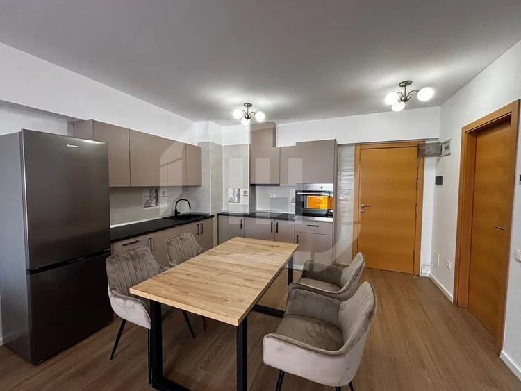 Apartament cu 2 camere semidecomandat, mobilat în Gheorgheni