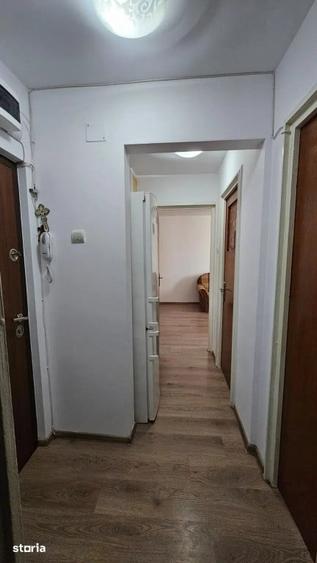 Apartament cu 2 camere decomandat în Drumul Taberei