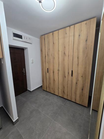 Garsonieră decomandată în Vitan Mall