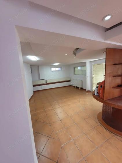 Spațiu comercial, 90 mp în Central