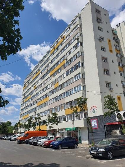 Apartament cu 3 camere decomandat în Prelungirea Ferentari