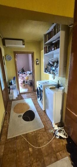 Apartament cu 4 camere decomandat în Dacia