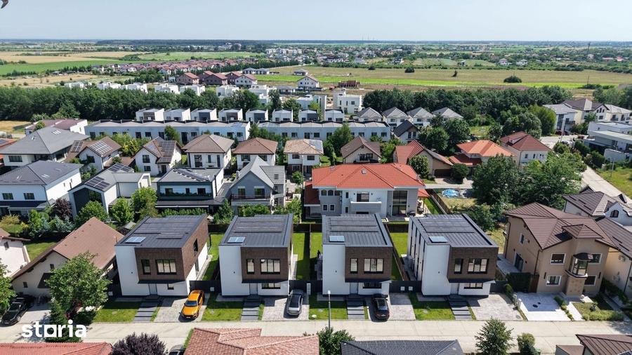 Casă cu 5 camere cu Teren 350 Mp în Corbeanca