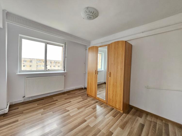 Apartament cu 3 camere decomandat în Nord