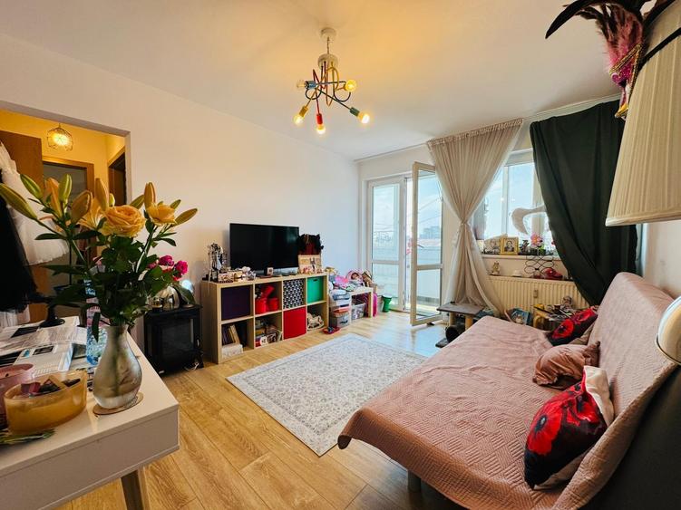 Apartament 2 camere metrou Piata Victoriei - 1