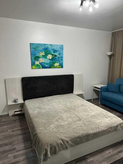 Garsonieră decomandată în Păcii