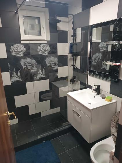 Apartament cu 2 camere decomandat în Independenței