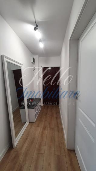 Apartament cu 3 camere decomandat în Între Lacuri