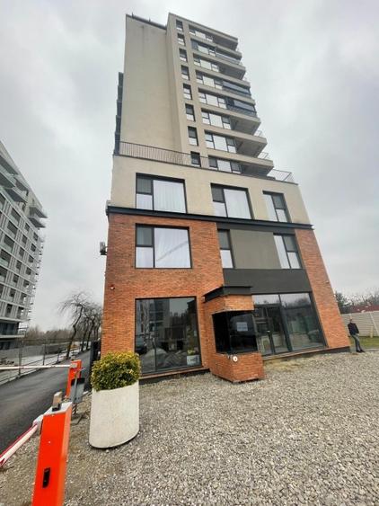 Spațiu comercial, de 175 mp, în Sisești
