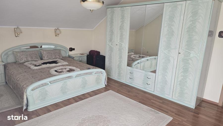Casă cu 4 camere cu Teren 1159 Mp în Ceangăi