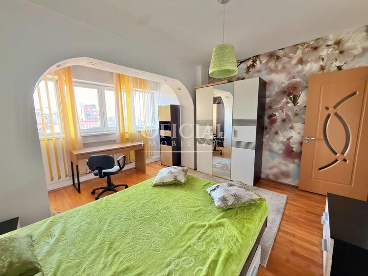 Apartament cu 3 camere decomandat, mobilat în Central