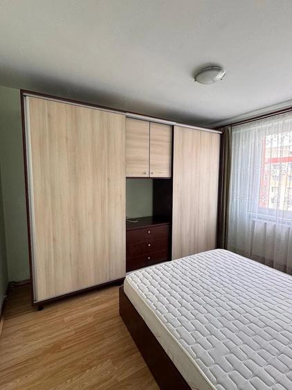 Apartament cu 2 camere decomandat în Exterior Vest