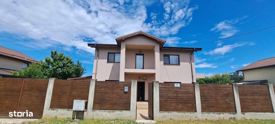 Casă cu 3 camere în Gulia