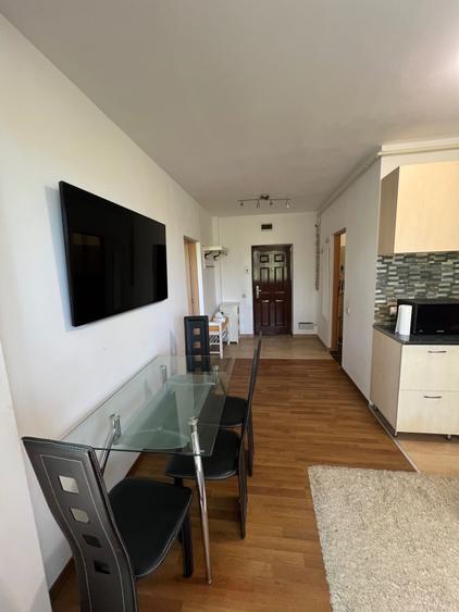Apartament cu 2 camere decomandat în Borhanci