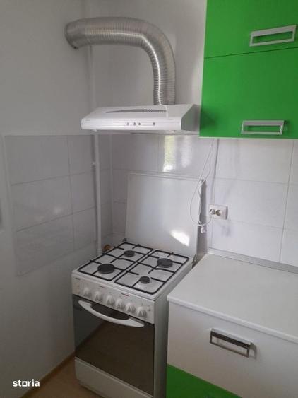 Apartament cu 3 camere decomandat în Dristor