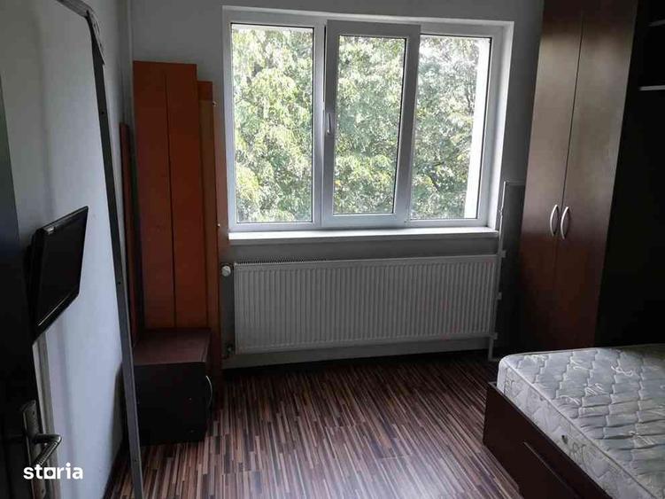 Apartament cu 3 camere decomandat în Ozana