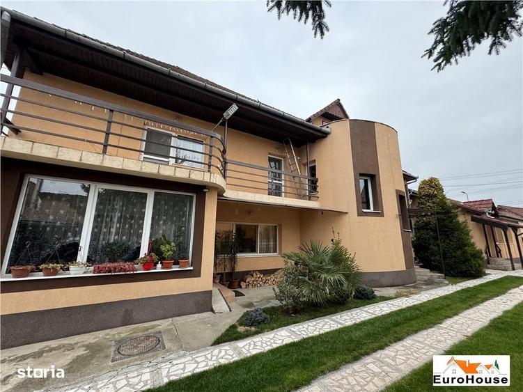 Casă cu 4 camere în Central