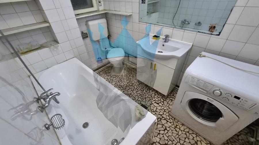 Birou, de 50.900001525879 mp, în Universitate