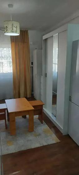 Garsonieră decomandată în Mioveni