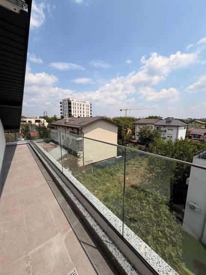 Apartament cu 2 camere decomandat, mobilat în Băneasa