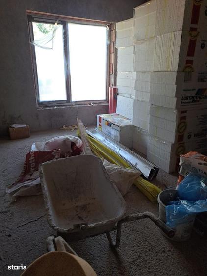 Casă cu 2 camere cu Teren 415 Mp în Oncea