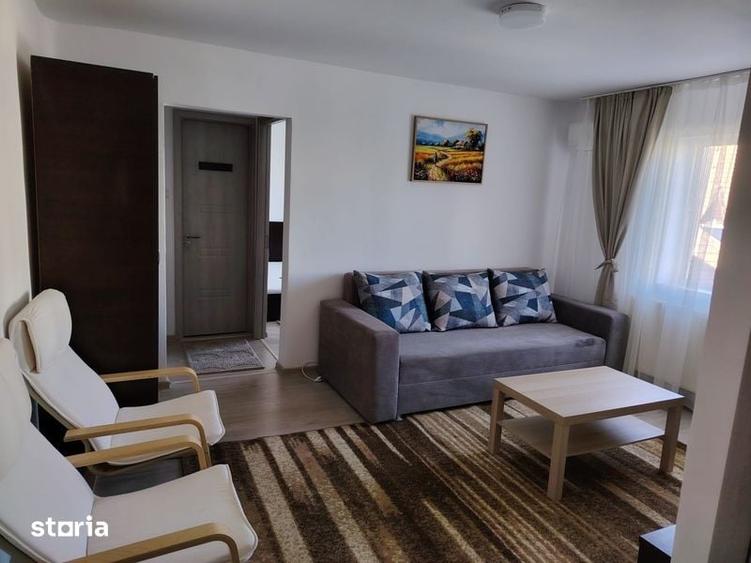 Apartament cu 2 camere semidecomandat în Micro 6