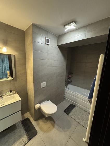 Apartament cu 3 camere în Palazu Mare