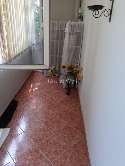Apartament 4 camere, balcon, 90mp, etaj 1