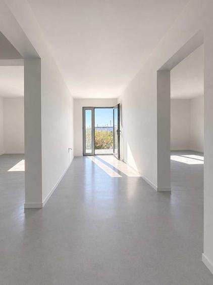 Casă cu 4 camere în Lumina