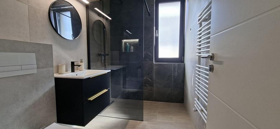 Duplex cu 3 camere cu Canalizare în Dumbrăvița