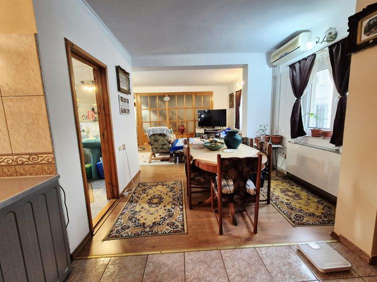 Casă individuală cu 2 camere cu Canalizare în Brătianu