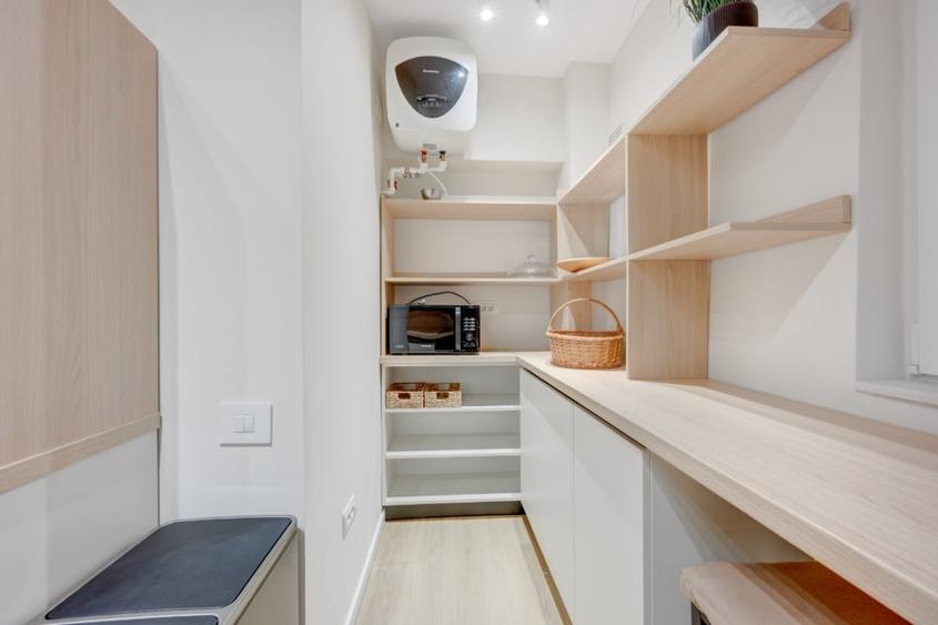 Apartament cu 4 camere decomandat, mobilat în Aviației
