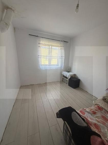 Apartament cu 3 camere decomandat, mobilat în Flămânzi