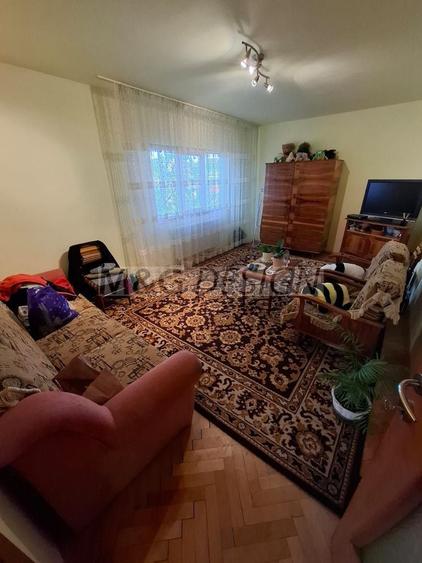 Apartament cu 2 camere decomandat, mobilat în Aradului