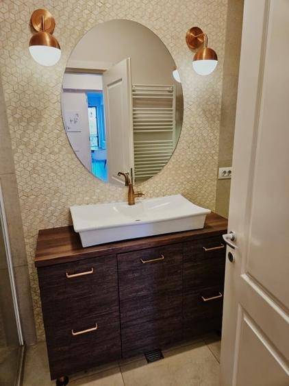 Apartament cu 3 camere, mobilat în Banu Manta