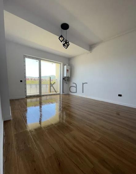 Apartament cu 2 camere semidecomandat în Florești