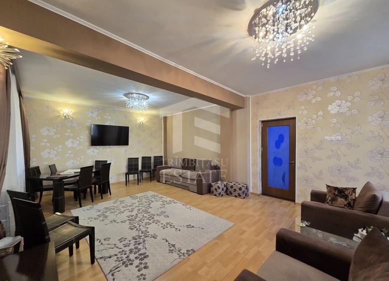 Casă cu 16 camere cu Canalizare în Central