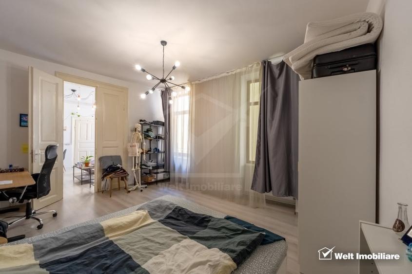 Apartament cu 3 camere semidecomandat, mobilat în Central