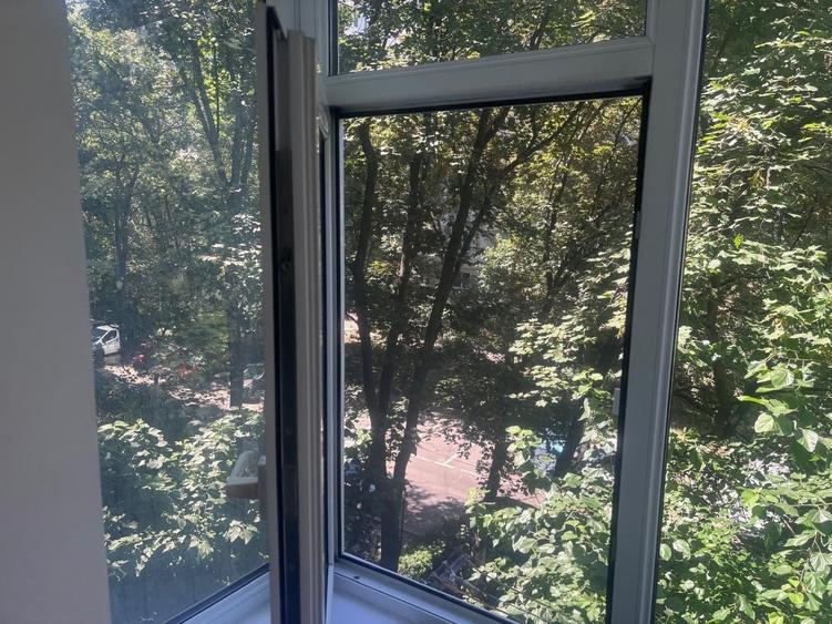 Apartament cu 2 camere semidecomandat în Viziru 3