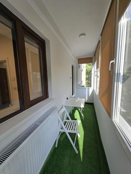 Apartament cu 2 camere semidecomandat, mobilat în 1 Mai