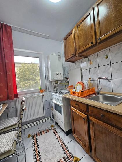 Garsonieră decomandată în Central
