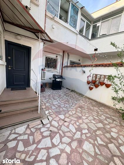 Casă cu 6 camere cu Teren 593.28 Mp în Pantelimon