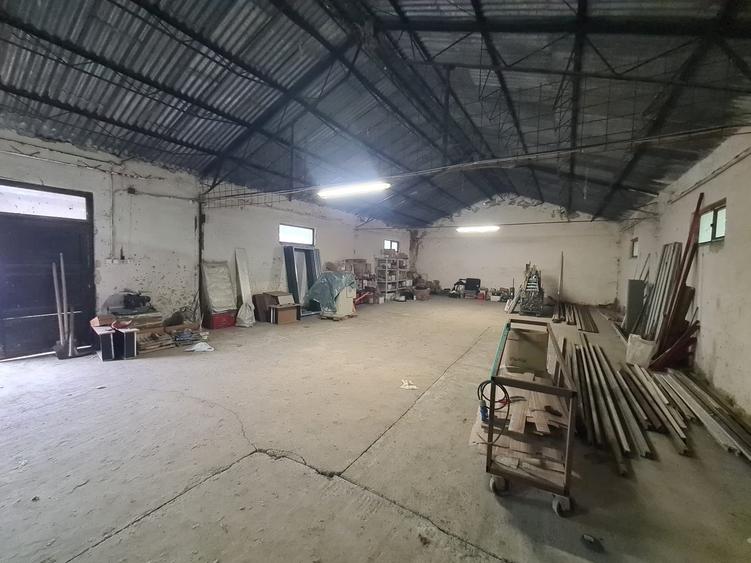 Spațiu industrial, de 280 mp, în Câmpina