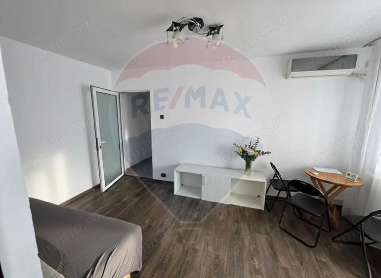 Apartament cu 2 camere semidecomandat, mobilat în Florești
