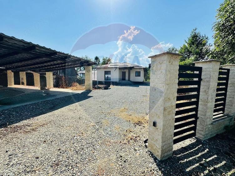 Casă cu 4 camere cu Teren 1086 Mp în Bocicoiu Mare