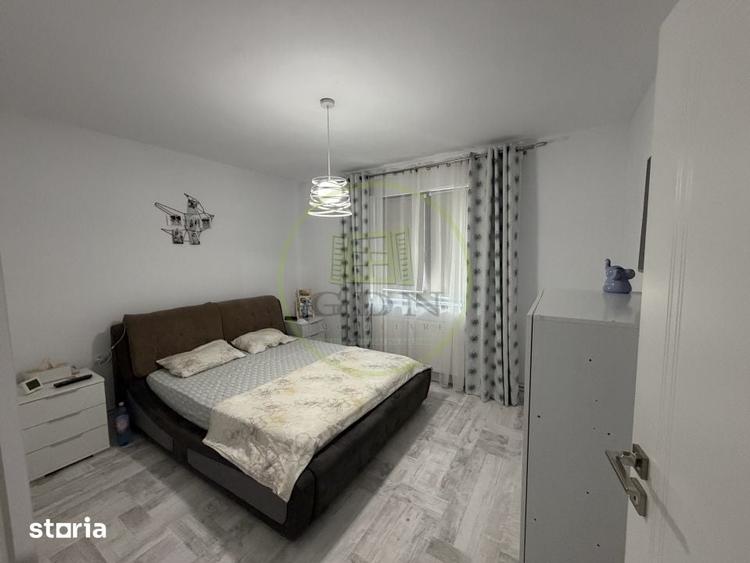 Casă cu 4 camere cu Teren 1142 Mp în Cârcea