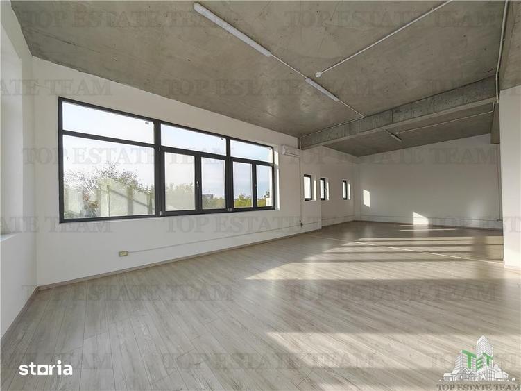Spațiu comercial, de 80 mp, în Tunari