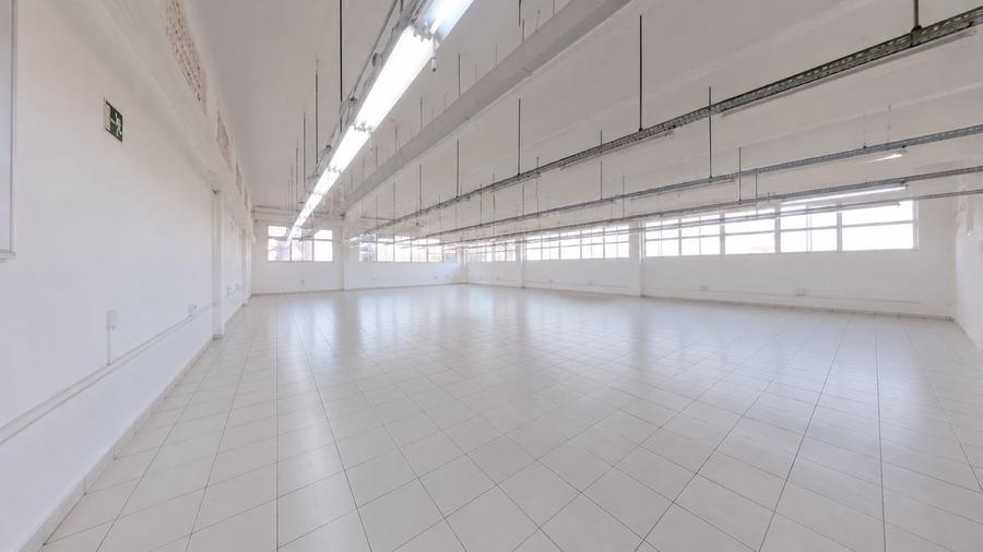 Spațiu industrial, de 1,325 mp, în Ineu