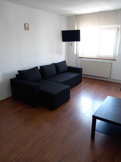 Apartament cu 2 camere decomandat în Ultracentral
