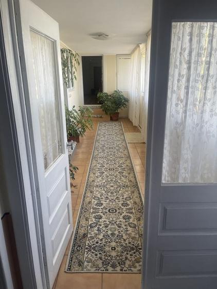 Casă cu 4 camere în Ciorani